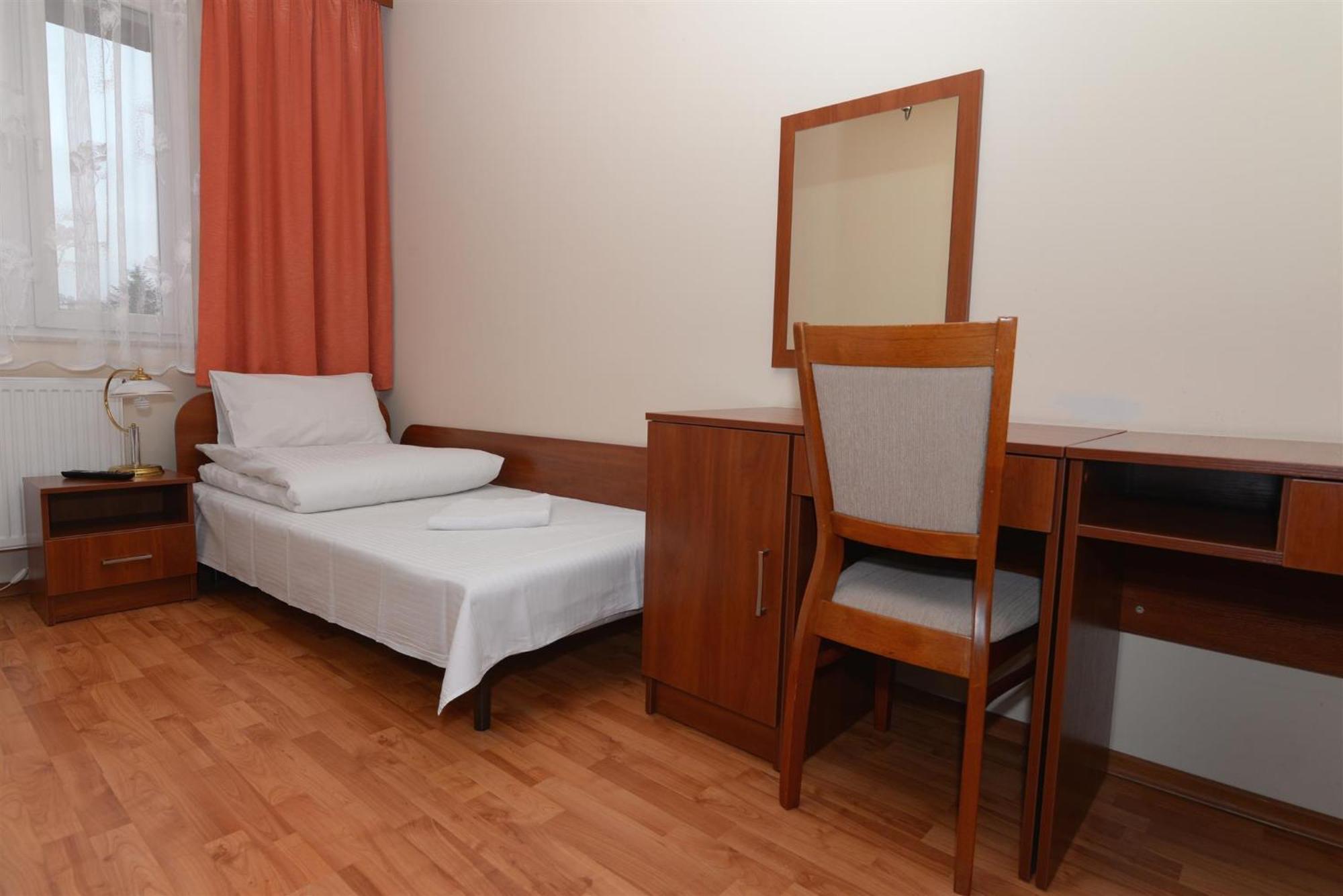 Osrodek Scsk Optima Aparthotel Krakow Room photo