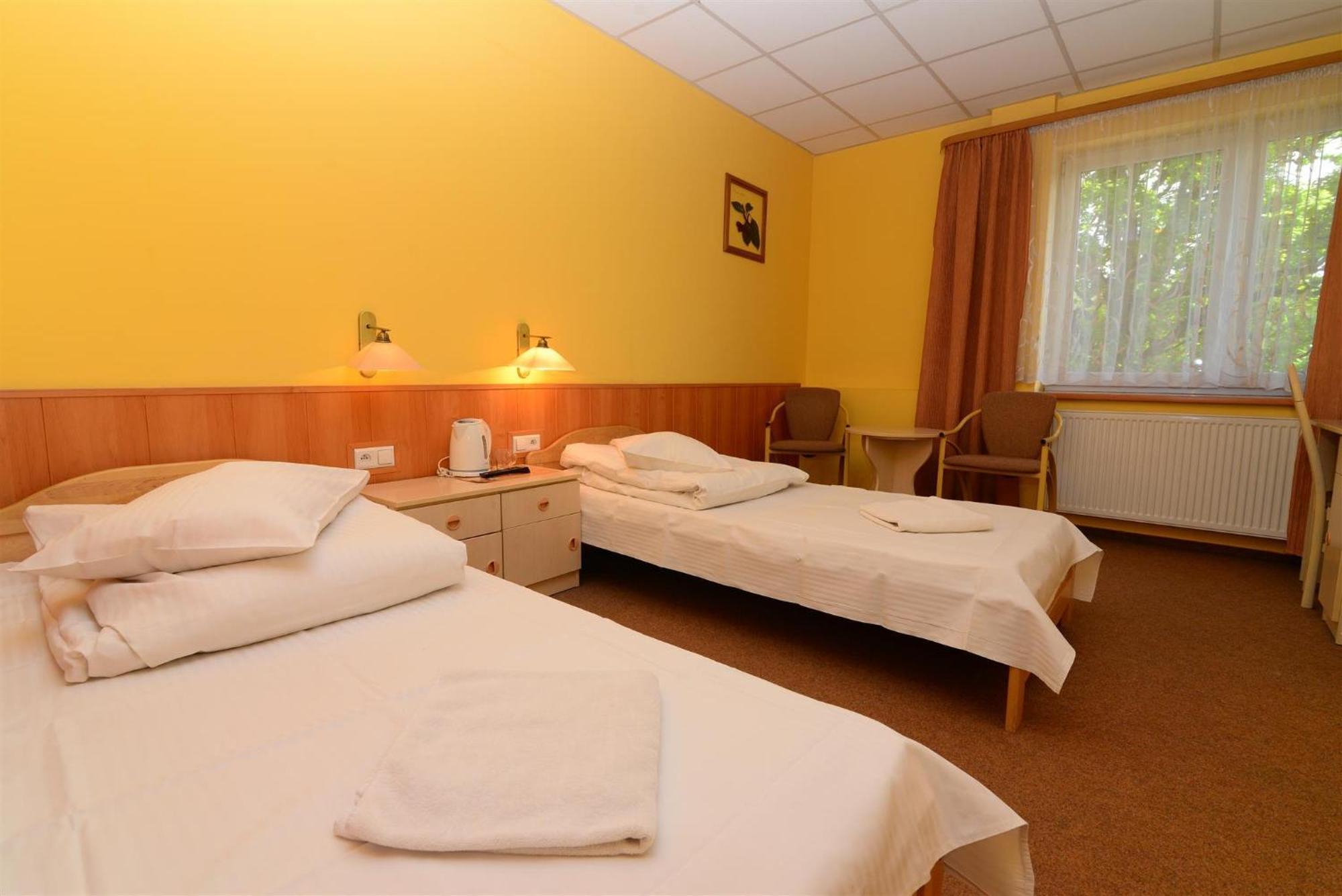 Osrodek Scsk Optima Aparthotel Krakow Room photo